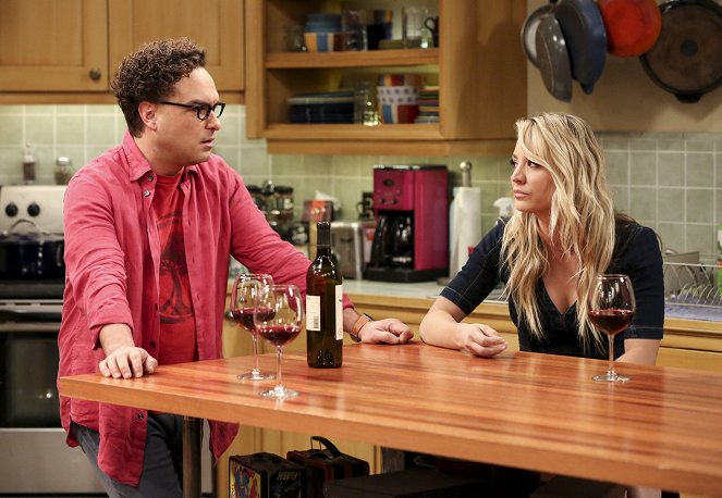 The Big Bang Theory - Season 12 - The Maternal Conclusion - Photos - Johnny Galecki, Kaley Cuoco