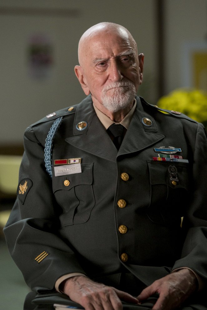 The Village - Laid Bare - Filmfotos - Dominic Chianese