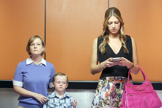 Mistresses - Breaking and Entering - Photos - Jes Macallan