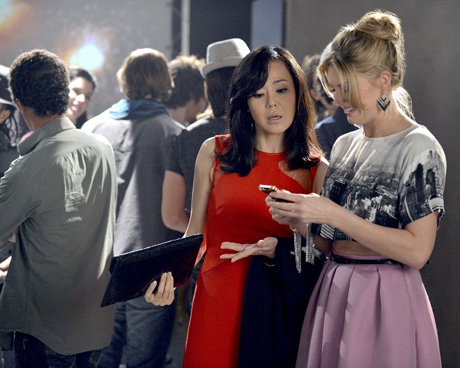 Mistresses - Season 2 - Rebuild - De la película - Yunjin Kim, Jes Macallan