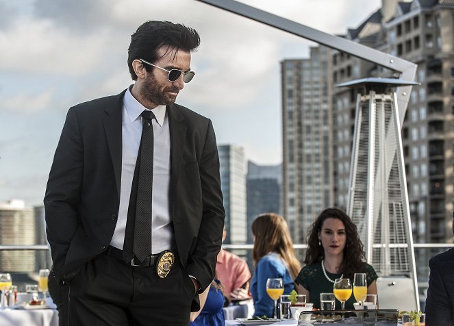 Powers - You Are Not It - Filmfotók - Sharlto Copley