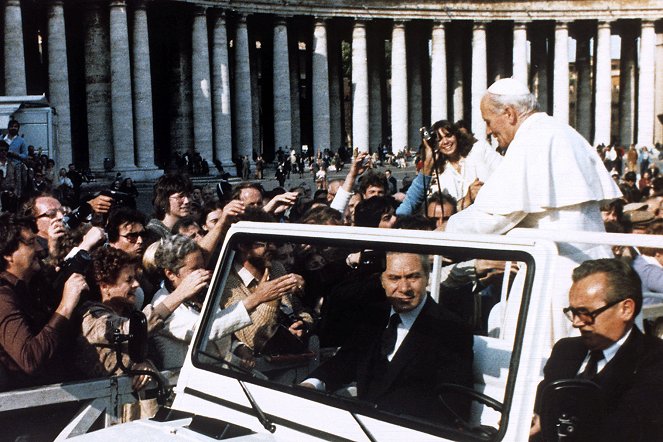 Schüsse auf dem Petersplatz - Kuvat elokuvasta - paavi Johannes Paavali II