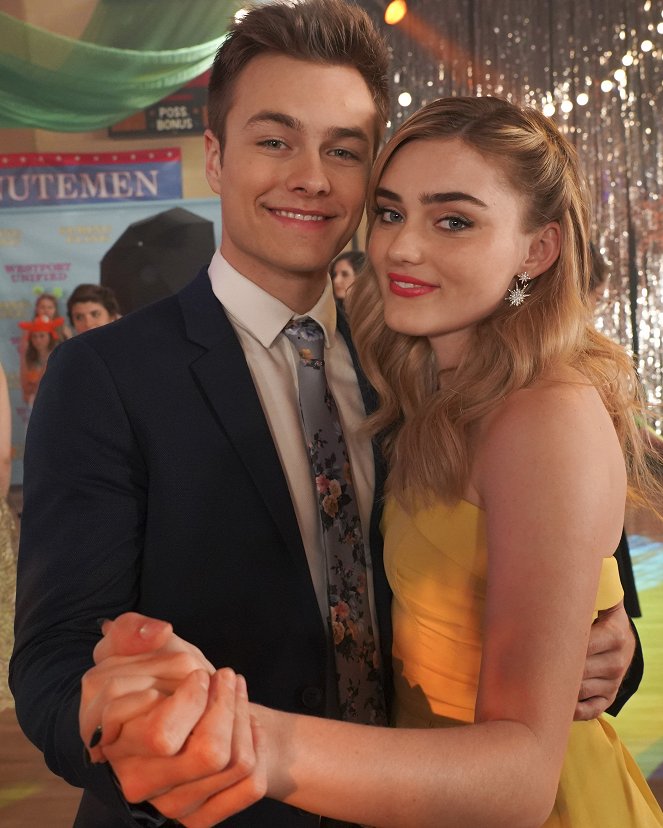 American Housewife - The Dance - De filmagens - Peyton Meyer, Meg Donnelly