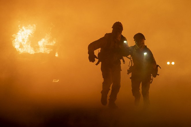 V ohni - Season 2 - Boj s prírodným požiarom - Z filmu