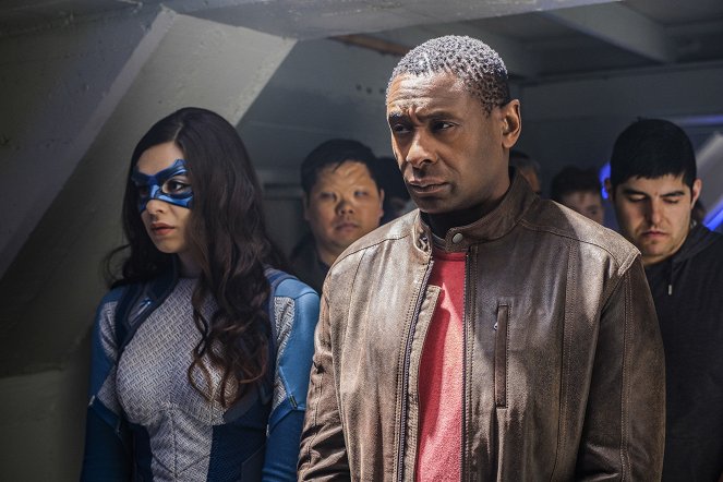 Supergirl - The Quest For Peace - Photos - Nicole Maines, David Harewood