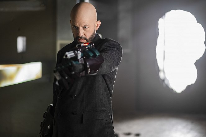 Supergirl - The Quest For Peace - Photos - Jon Cryer