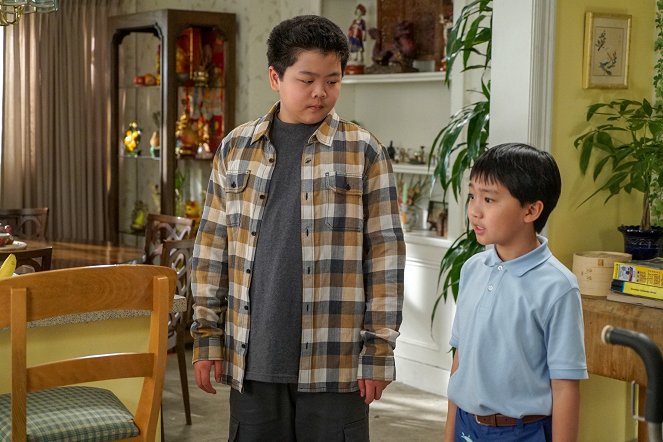 Fresh Off the Boat - Living While Eddie - Photos