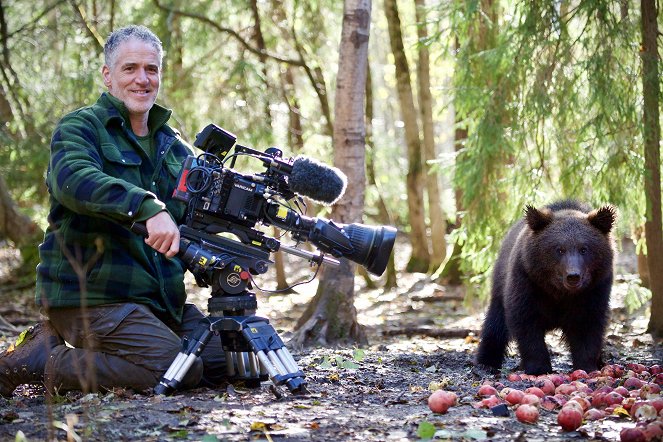Grizzly Bear Cubs and Me - Do filme - Gordon Buchanan