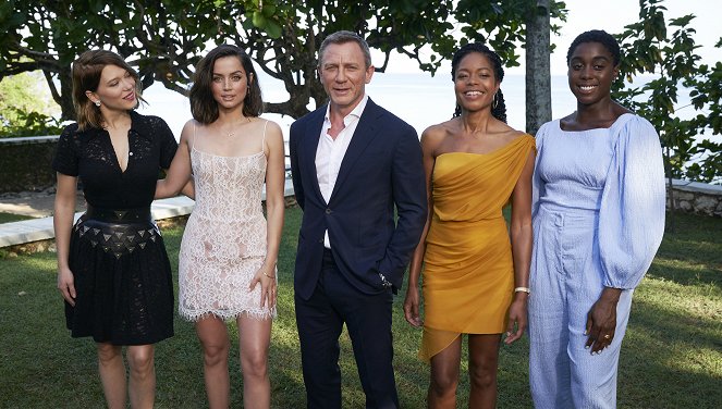 Nie czas umierać - Z imprez - Bond 25 Press Junket - Léa Seydoux, Ana de Armas, Daniel Craig, Naomie Harris, Lashana Lynch