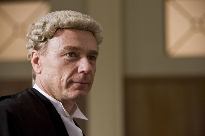 Law & Order: UK - Season 1 - Vice - Photos - Ben Daniels
