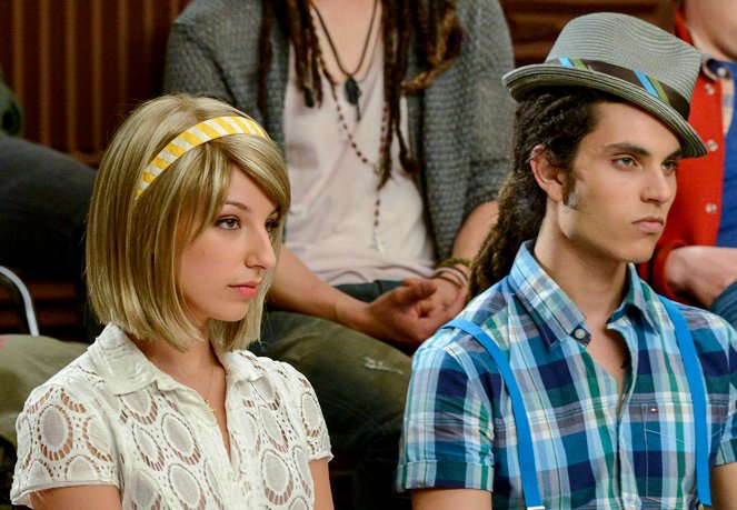 Glee - Season 3 - Props - Photos - Vanessa Lengies, Samuel Larsen