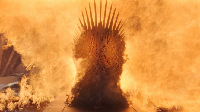 Game of Thrones - The Iron Throne - Photos