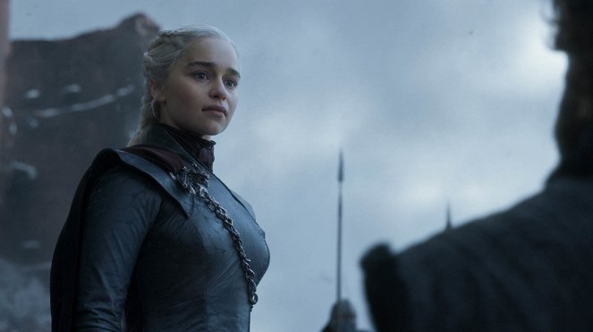 Game of Thrones - Season 8 - The Iron Throne - Photos - Emilia Clarke