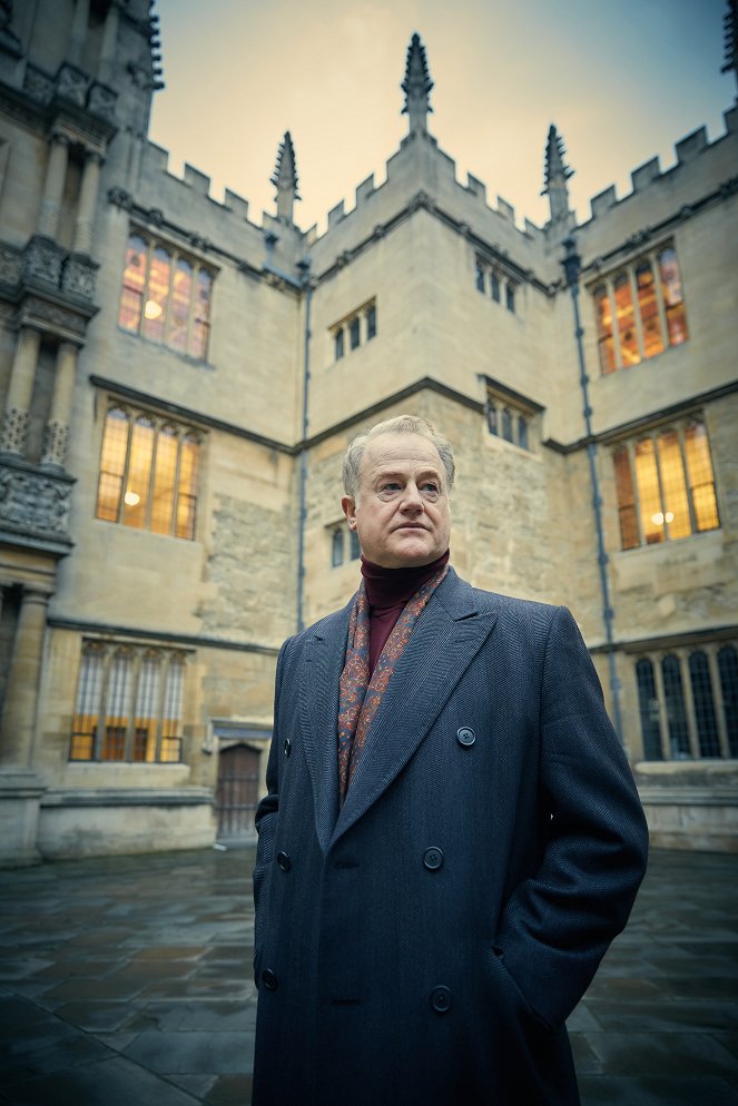 A Discovery of Witches - Episode 2 - Promoción - Owen Teale