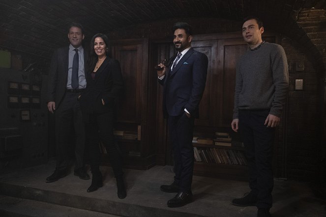 Whiskey Cavalier - Czech Mate - Kuvat kuvauksista - Josh Hopkins, Ana Ortiz, Vir Das