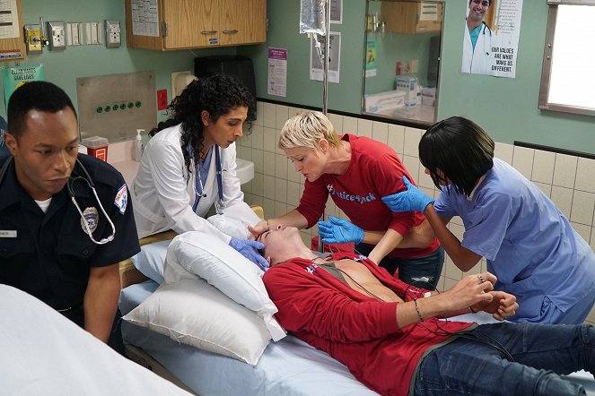 The Fosters - Season 4 - Insult To Injury - Kuvat elokuvasta