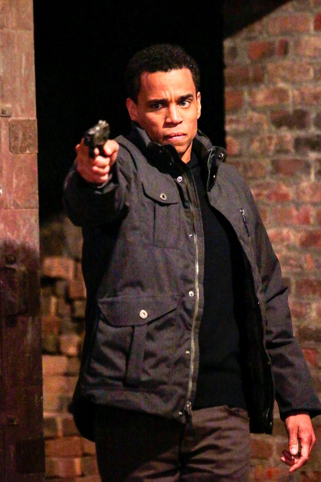 The Following - The Edge - Van film - Michael Ealy