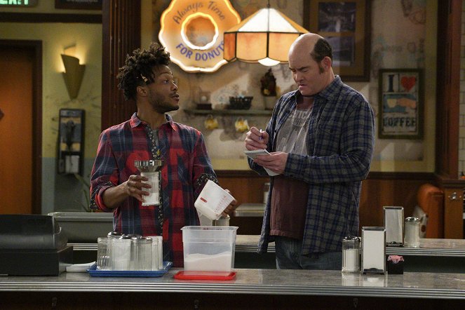 Superior Donuts - Donut Day Afternoon - Film - Jermaine Fowler, David Koechner