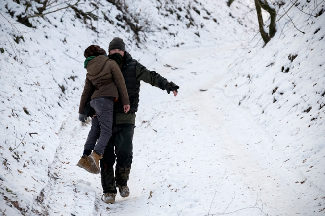 W rytmie serca - Ślady na śniegu - Filmfotos - Eryk Lubos