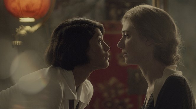 Vita & Virginia - Eine extravagante Liebe - Filmfotos - Gemma Arterton, Elizabeth Debicki