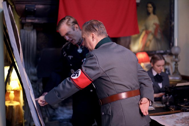 Kráľ, ktorý oklamal Hitlera - Z filmu