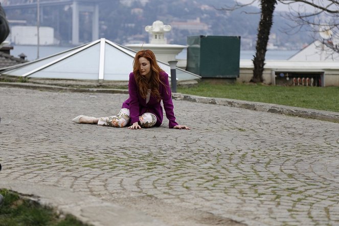 Láska a nenávist Istanbulu - Epizoda 3 - Z filmu - Mine Tugay