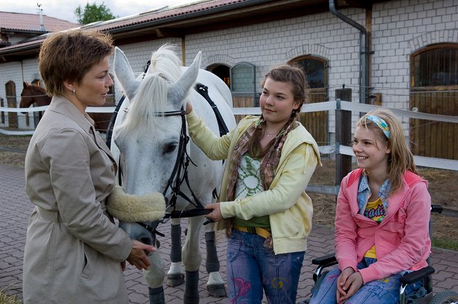 SOKO Wismar - Season 4 - Halbe Volte - Z filmu - Claudia Schmutzler, Charley Ann Schmutzler, Anne-Luise Tietz