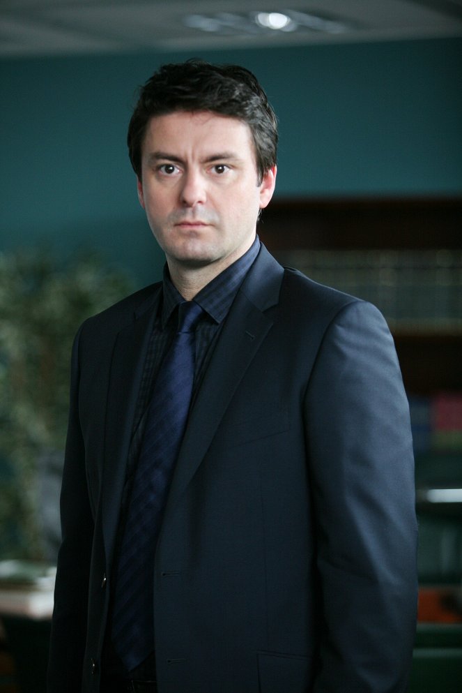 Law & Order: UK - Season 5 - Tick Tock - Promoción - Dominic Rowan