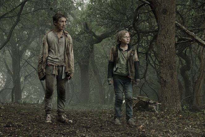 Fear the Walking Dead - Season 5 - Here to Help - De la película - Ethan Suess, Cooper Dodson