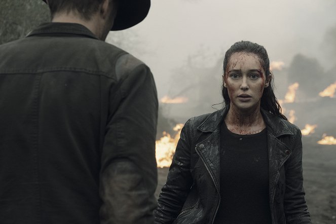 Fear The Walking Dead - Here to Help - Kuvat elokuvasta - Alycia Debnam-Carey