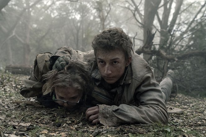 Fear the Walking Dead - Here to Help - Photos - Cooper Dodson, Ethan Suess