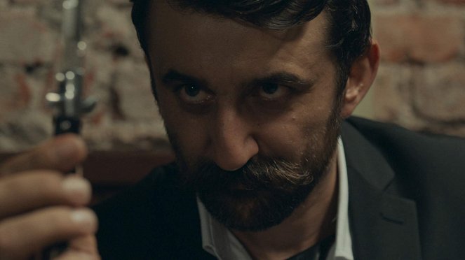 Çukur - Çukur Her Yerde - De la película - Necip Memili