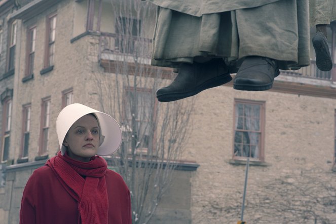 The Handmaid's Tale - Watch Out - Photos - Elisabeth Moss