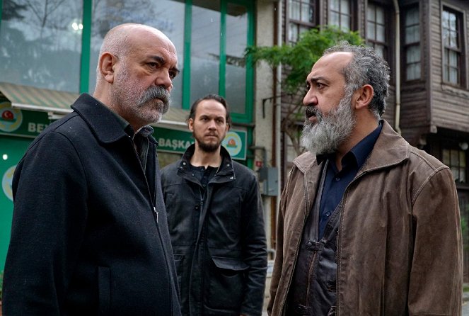 Çukur - Season 2 - Kuvat elokuvasta - Ercan Kesal, Öner Erkan, Kadir Çermik