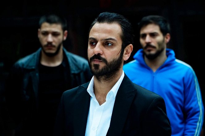 Çukur - Neden? - Filmfotos