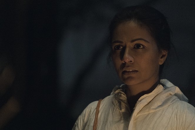 Fear the Walking Dead - Season 5 - The Hurt That Will Happen - Photos - Karen David