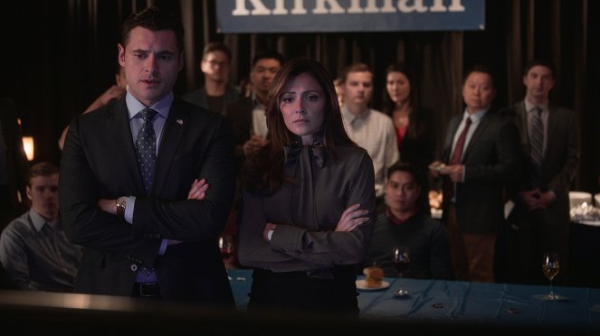 Designated Survivor - Season 3 - Van film - Adan Canto, Italia Ricci