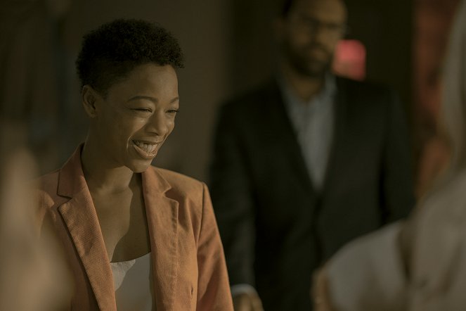 Príbeh služobníčky - God Bless the Child - Z filmu - Samira Wiley