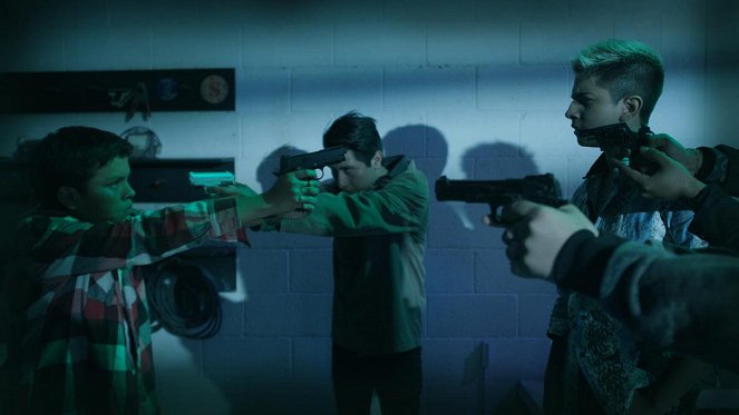 Niños Asesinos - Filmfotos - Jaime H. Alvídrez, Octavio Vargas