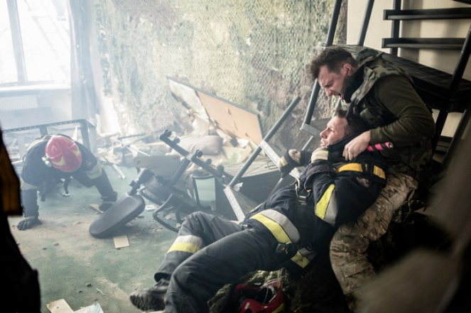 Strażacy - Zanim będzie za późno - Photos - Mateusz Banasiuk, Arkadiusz Smoleński