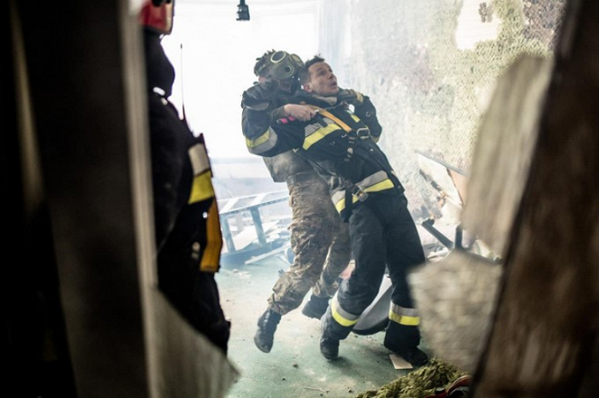 Strażacy - Season 2 - Zanim będzie za późno - Filmfotos - Mateusz Banasiuk