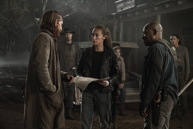 Fear the Walking Dead - Humbug's Gulch - Photos - Austin Amelio, Garret Dillahunt, Alycia Debnam-Carey, Lennie James, Danay Garcia