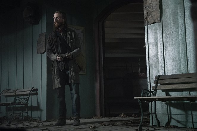 Fear the Walking Dead - Humbug's Gulch - Photos - Austin Amelio