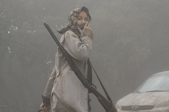 Fear the Walking Dead - Bienvenue au Far West - Film - Jenna Elfman