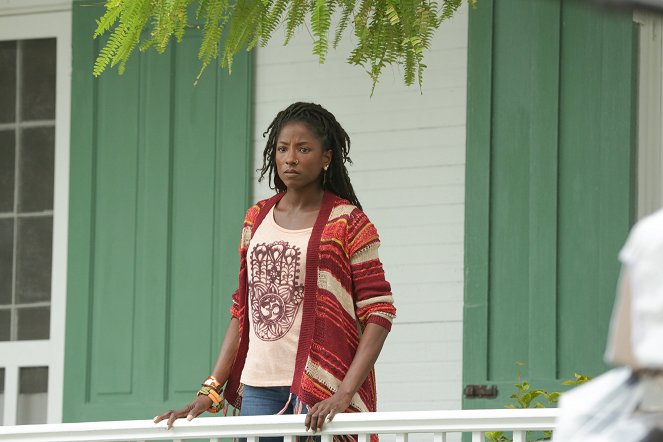 Queen Sugar - Of Their Sojourn Here - Photos - Rutina Wesley
