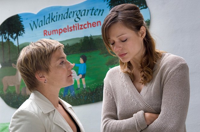 SOKO Wismar - Am helllichten Tag - Kuvat elokuvasta - Claudia Schmutzler, Suzan Anbeh
