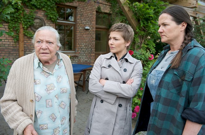 SOKO Wismar - Season 6 - Vier Frauen - De la película - Barbara Morawiecz, Claudia Schmutzler, Anne-Kathrin Gummich