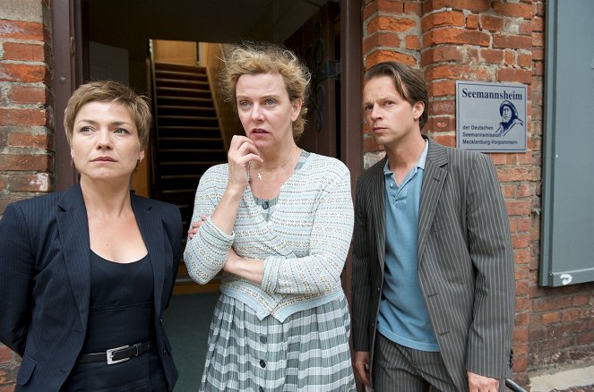 SOKO Wismar - Season 6 - Der blonde Hans - Z filmu - Claudia Schmutzler, Margarita Broich, Michael Härle