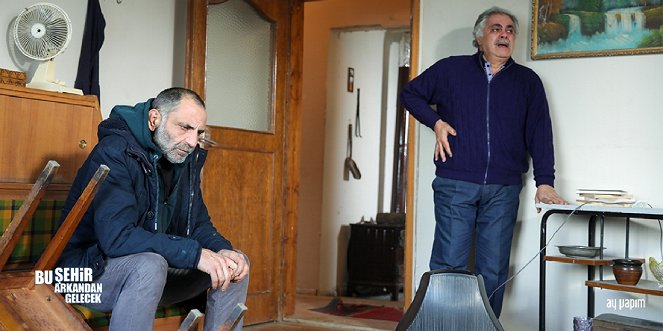 Bu Şehir Arkandan Gelecek - Ah Oğlum - Kuvat elokuvasta - Gürkan Uygun, Osman Alkaş