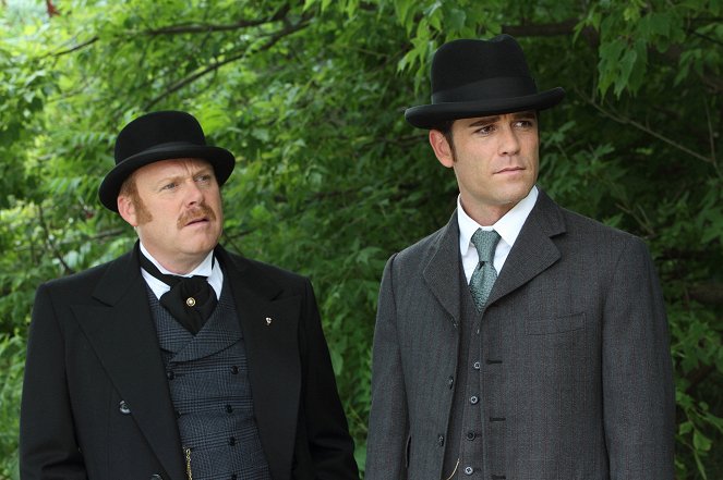 Murdoch Mysteries - Tattered and Torn - Photos